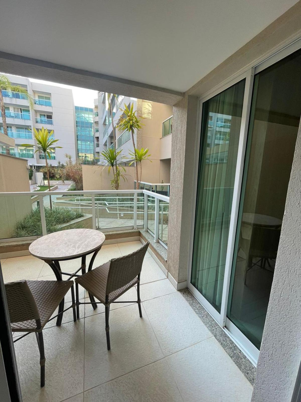Estiloso Flat Brisas Do Lago Com Terraco Brasilia Exterior photo